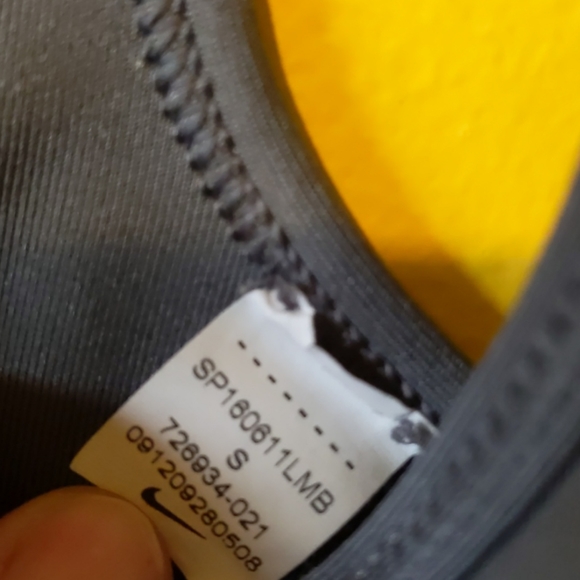 Nike sports bra - Picture 6 of 6